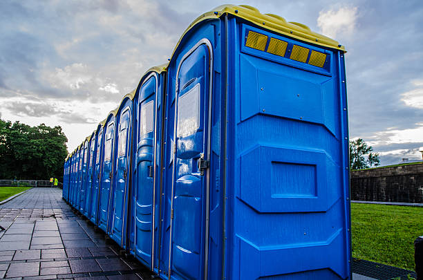 Best Standard Portable Toilet Rental in Chatsworth, GA